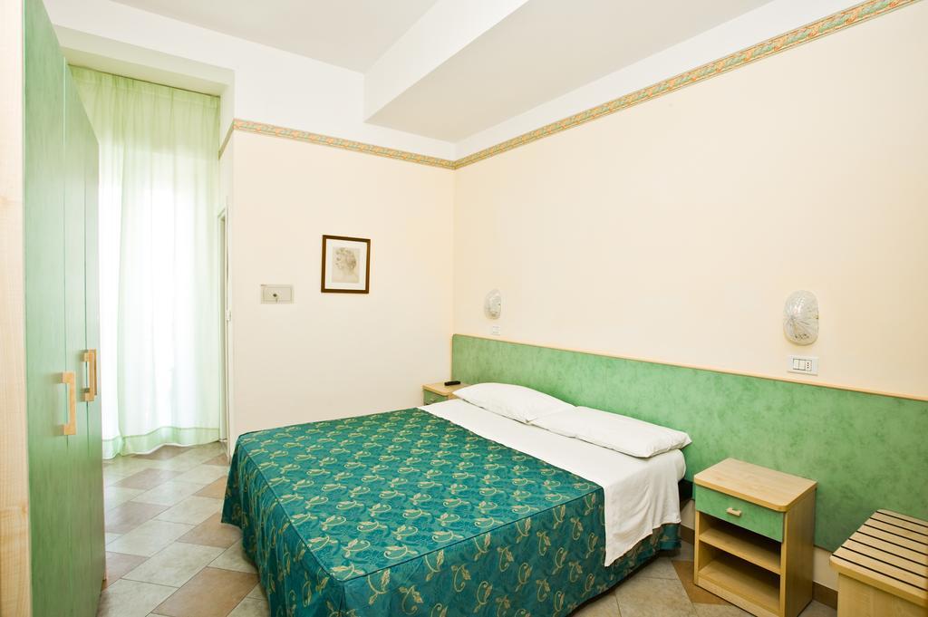 Hotel Giamaika Cesena Bagian luar foto