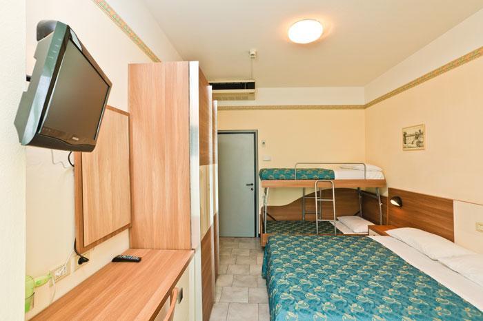 Hotel Giamaika Cesena Bagian luar foto